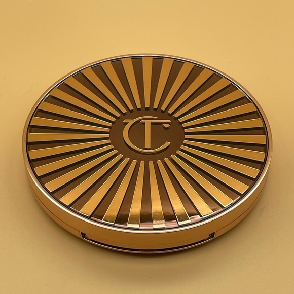 🍄HOST PICK🍄Charlotte Tilbury Beautiful Skin Sun-Kissed Glow Cream Bronzer, 2 Med - Picture 1 of 9